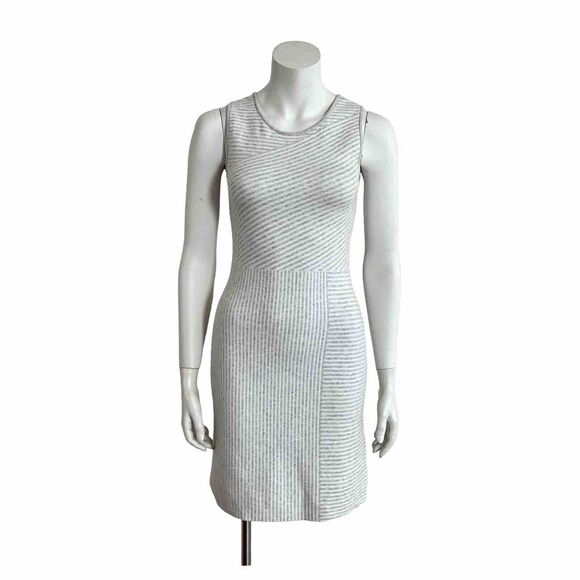 Athleta Active Dress Women XS Gray White Stripe Chills & Valleys Cozy Tank - Picture 1 of 9